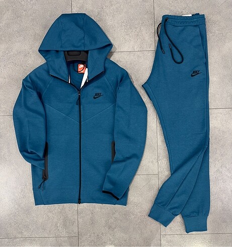 Nike Tech Fleece Takım