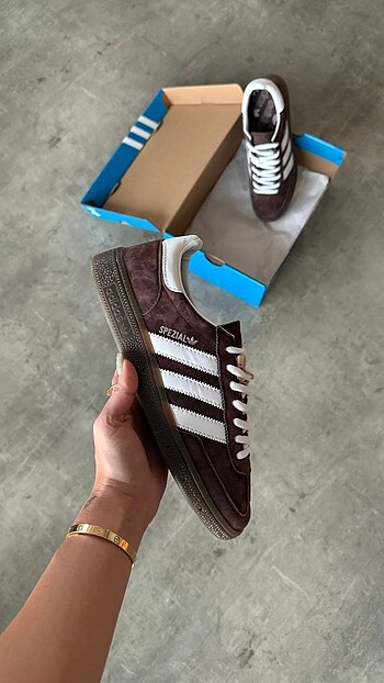 38 Beden Adidas Handball Spezial 