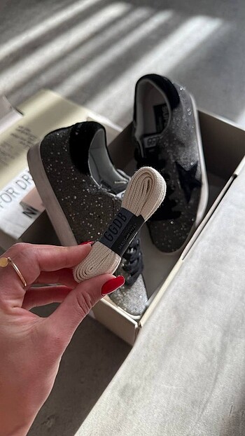 37 Beden gri Renk Golden Goose