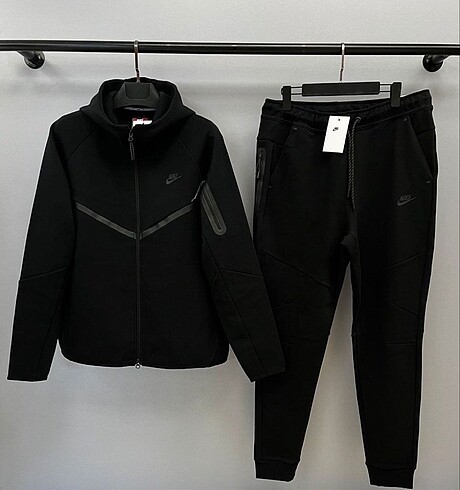 Nike Tech Fleece Eşofman takımı