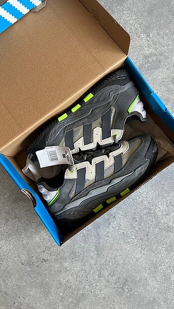 Adidas Niteball Grey Voit