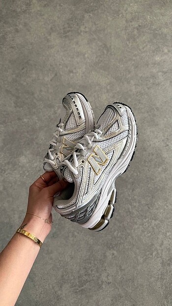 New Balance New Balance 1906R White Silver Metallic Gold