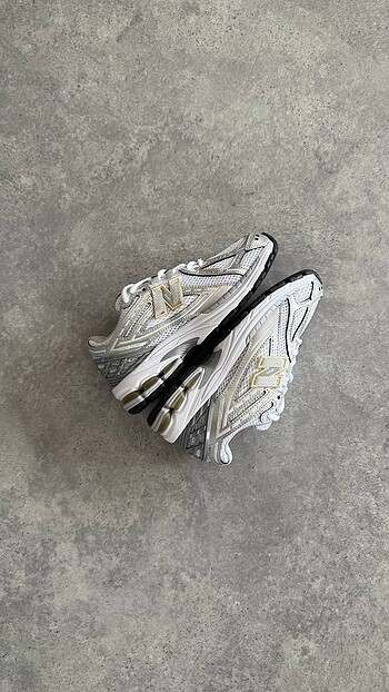 42.5 Beden New Balance 1906R White Silver Metallic Gold
