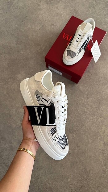 Valentino Valentino N E W Sneaker