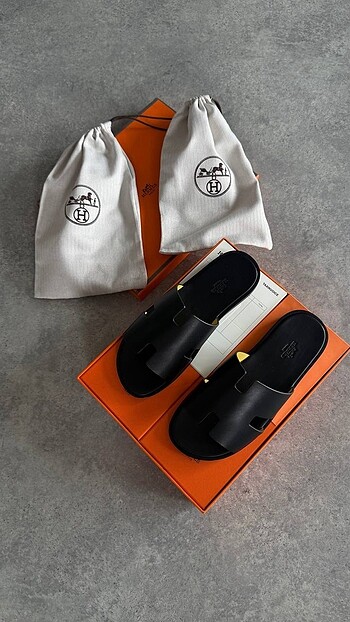 Hermes ALL BLACK Terlik