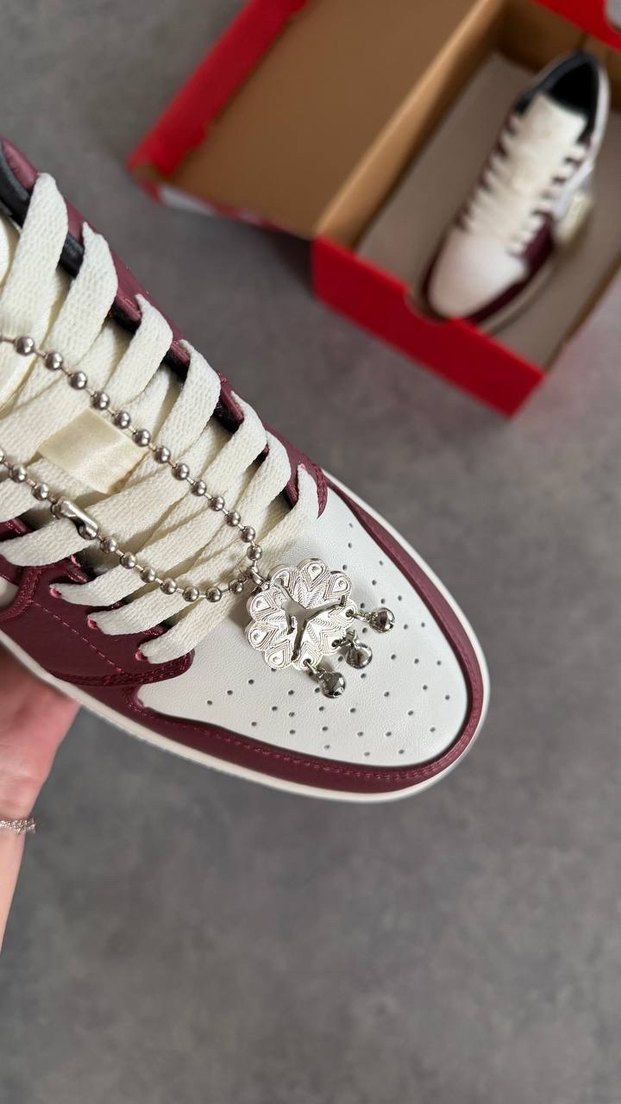 Air Jordan 1 Low "Year of the Dragon" - Görsel 5