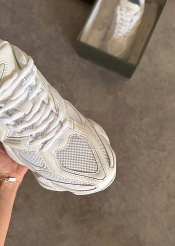 New Balance 9060 Triple White - Görsel 4