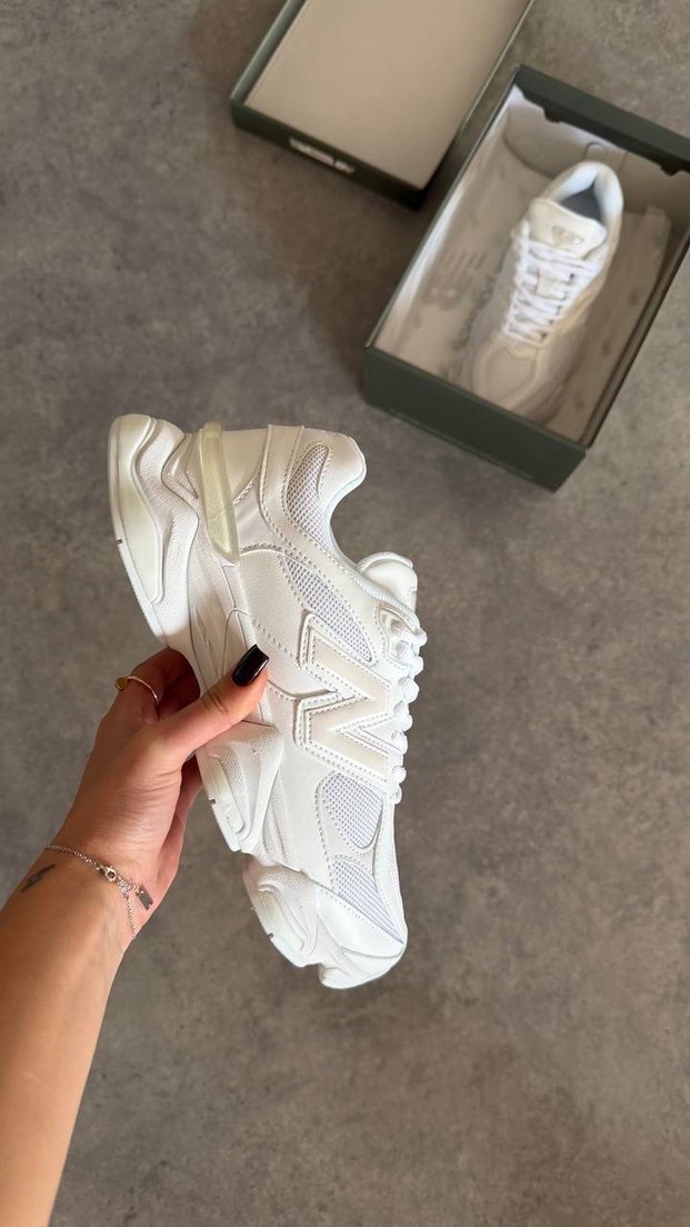 New Balance 9060 Triple White - Görsel 2