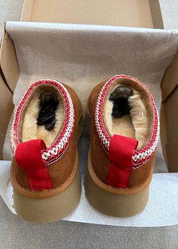 UGG Slipper Taba terlik - Görsel 5
