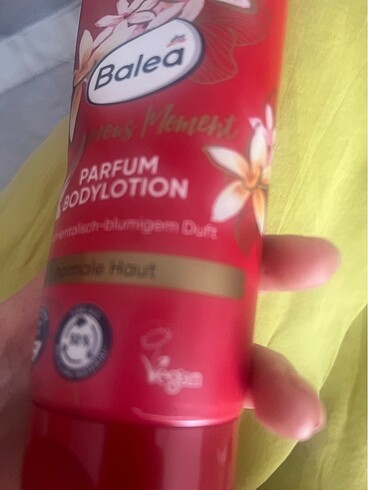 Parfümlü vücut kremi - Görsel 2