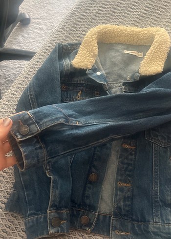 Düğmeli Mavi çocuk Kot Ceketi - Görsel 3