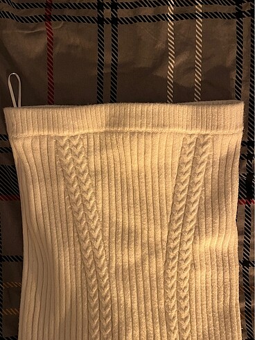 Bershka beyaz kalem/midi etek