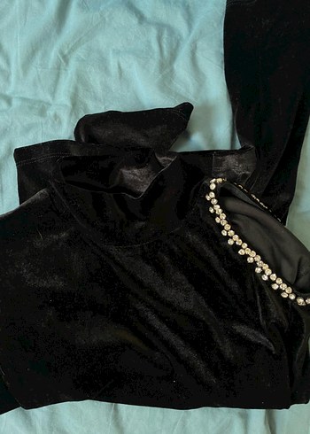 Siyah Kadife Bluz - Görsel 2