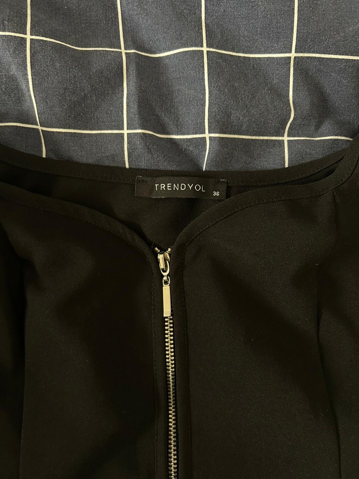 Siyah Fermuarlı Mini Büstiyer - Görsel 2