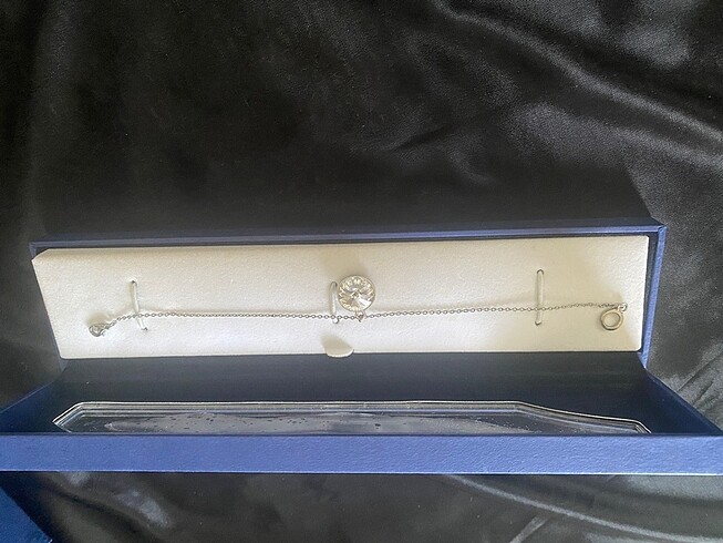  Beden beyaz Renk SWAROVSKI BİLEKLİK