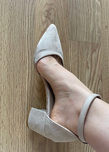 Bej Süet Stiletto Topuklu Abiye Ayakkabı