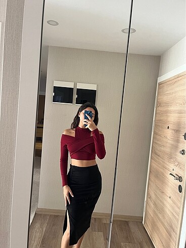 Yırtmaçlı etek