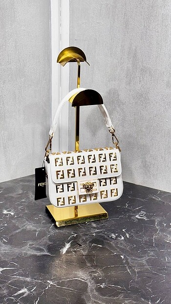 Fendi Fendace