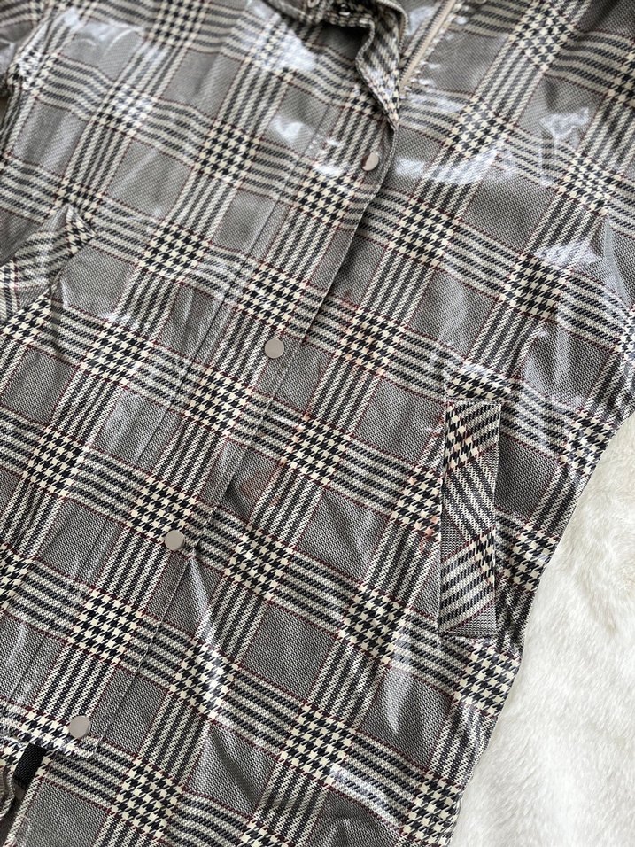 Zara yağmurluk - Görsel 3