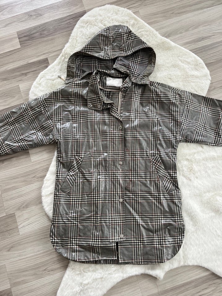 ZARA YAĞMURLUK - Görsel 4