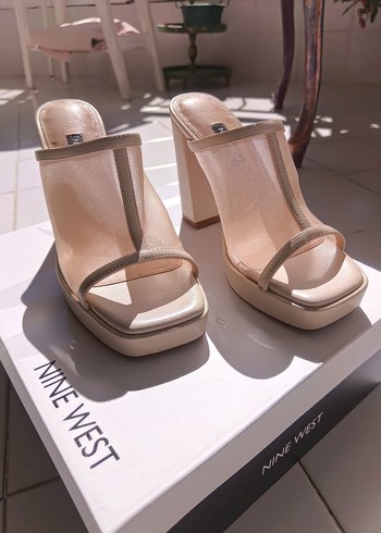 Bej Şeffaf Platform Topuklu Kadın Terlik - Görsel 5