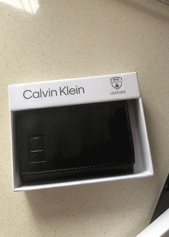 Gizemli kutu hediyeli Orijinal sıfır Calvin Klein cüzdan - Görsel 4