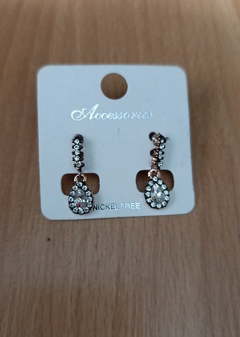 Mini Bej Taşlı Düğün Küpeleri