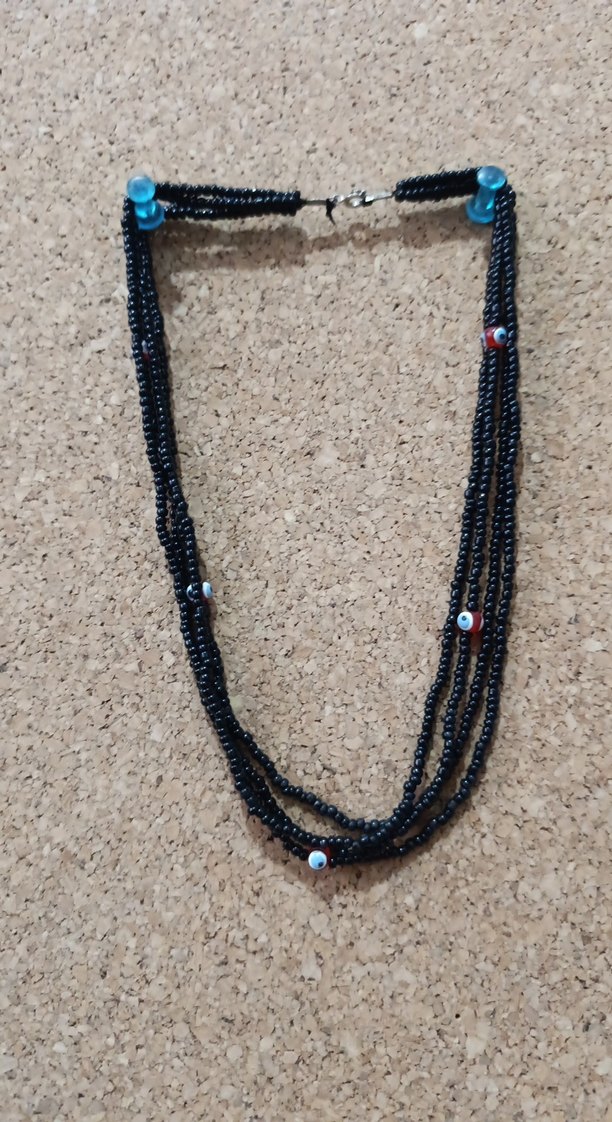 Uzun Siyah Boncuklu Yılan Desenli Kadın Kolye - Görsel 2