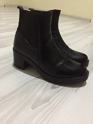 Lcw bot-5cm günlük kullanıma uygundur