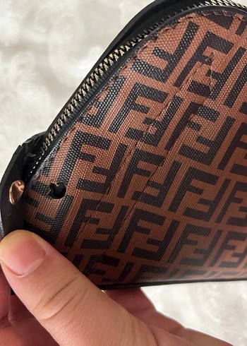Fendi Baskılı Kahverengi Deri Kadın Clutch Çanta - Görsel 3