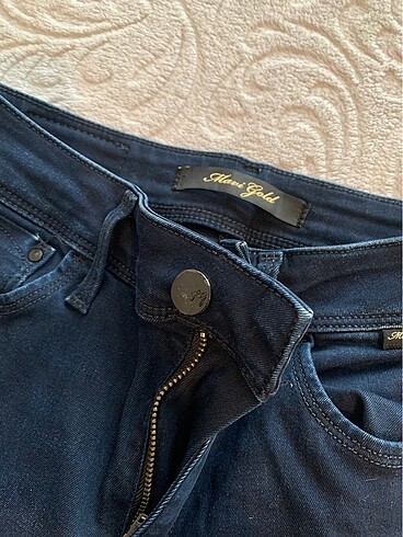 s Beden Mavi jeans