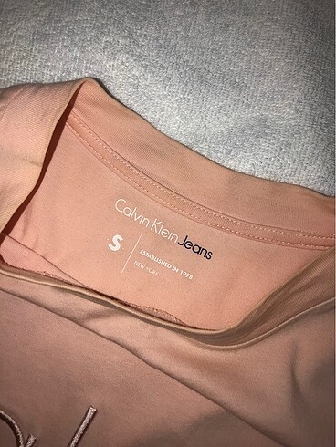 s Beden Orijinal Calvin Klein tişört