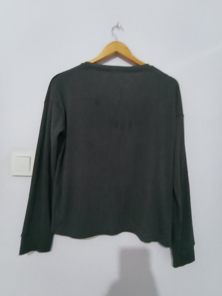 Gri Kazak - Görsel 4