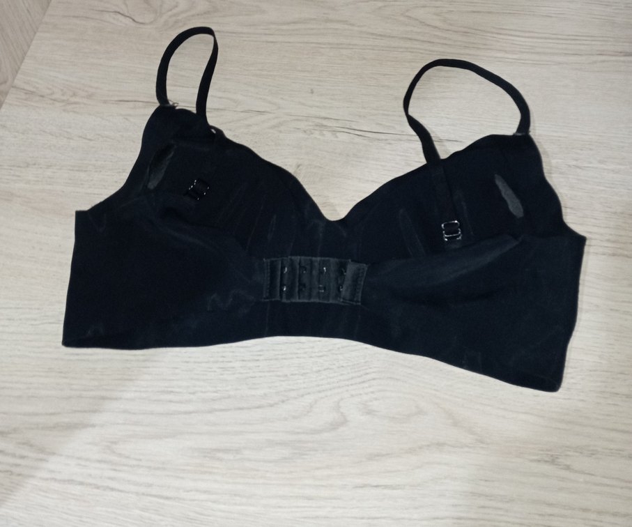 Koton Siyah Hafif Destekli Dikişsiz Sütyen - Görsel 3