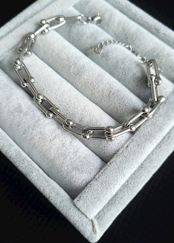 Uzun Zincir Detaylı Parlak Altın Bileklik - Görsel 2