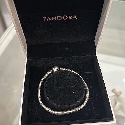 Pandora charm bileklik
