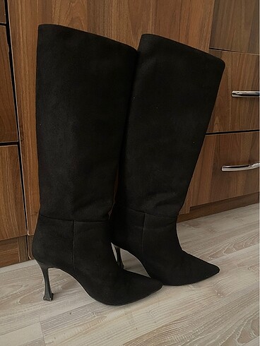 Siyah topuklu çizme - Görsel 7