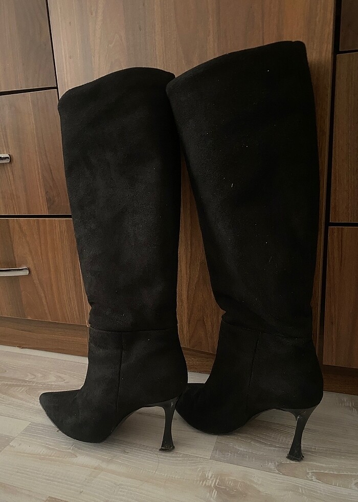 Siyah topuklu çizme - Görsel 3
