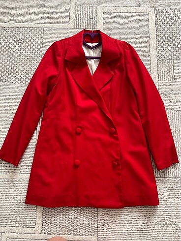 Kırmızı blazer ceket