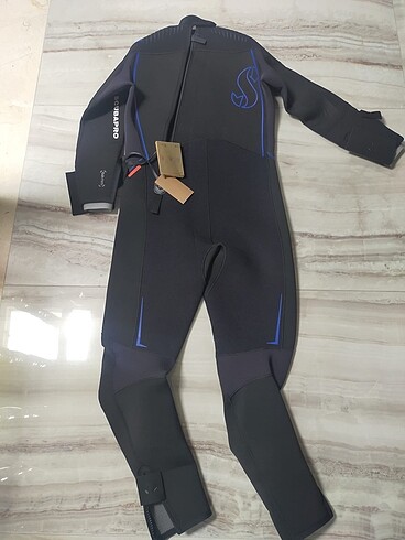 Dalış kıyafeti Scubapro