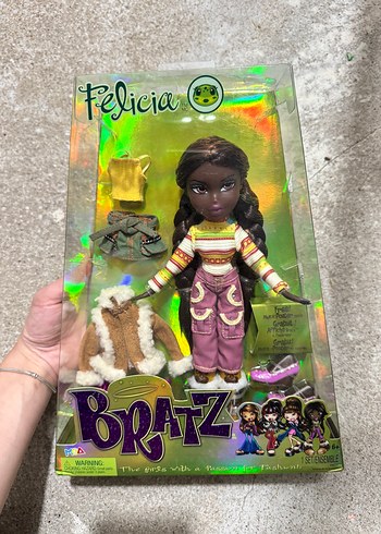Bratz Felicia Bebek - Kahverengi Saçlı