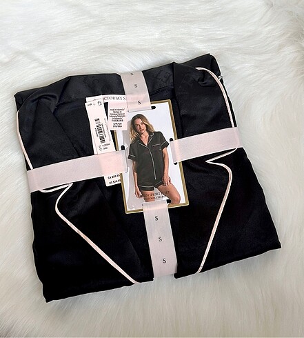 Victoria s Secret Victorias Secret Saten Pijama Takımı