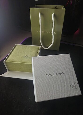 Beden 18K Altın kaplama Van Cleef & Arpels®
