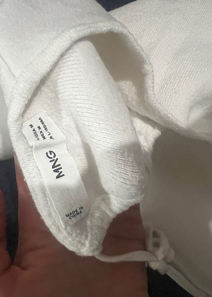 Mango sırtı açık kazak - Görsel 3