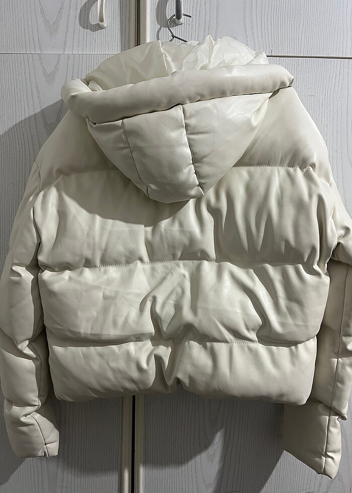 Deri beyaz mont - Görsel 3