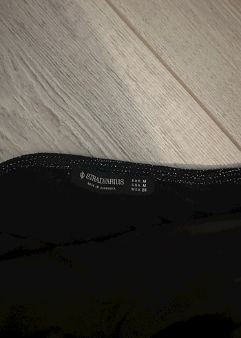 Stradivarius Simli sırtı açık top