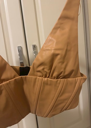 Zara Bej Deri V Yaka Kemerli Kadın Büstiyer - Görsel 2