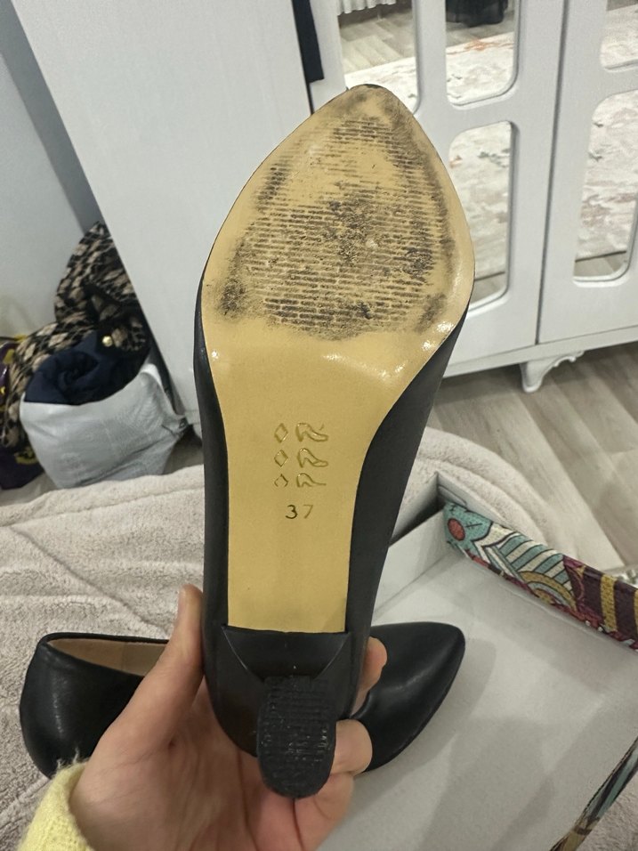 Modern Klasik Siyah Stiletto Topuklu Kadın Ayakkabı - Görsel 4