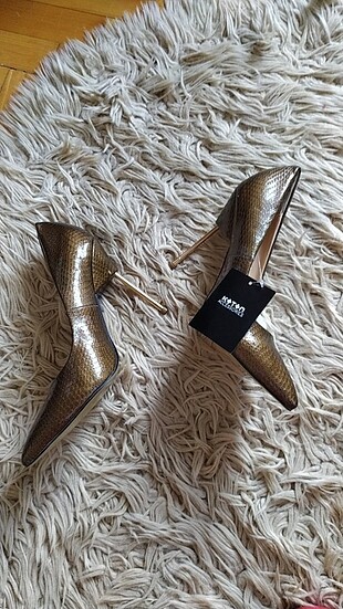 Koton stiletto topuklu ayakkabı