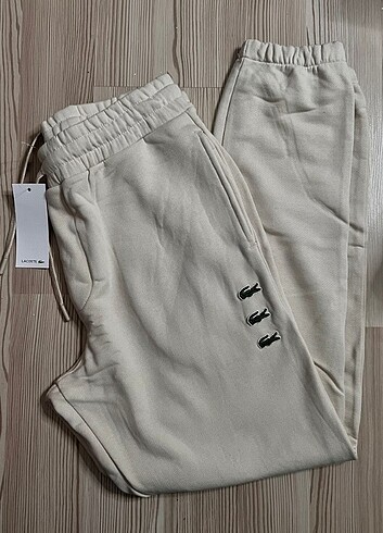 XL beden Lacoste esofman 